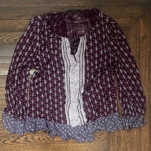 Lucky Brand Burgundy and White Patterned Top Y2K